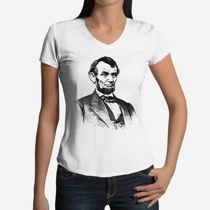 Abraham Lincoln Portrait Vintage Abe Lincoln Women V-Neck T-Shirt