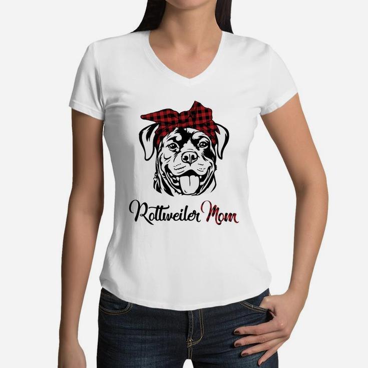 Buffalo Plaid Rottweiler Mom Dog Mom Women V-Neck T-Shirt