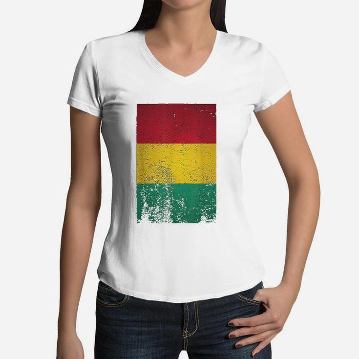 Grunge Guinea Flag Vintage Conakry West Africa Guinean Gift Women V-Neck T-Shirt