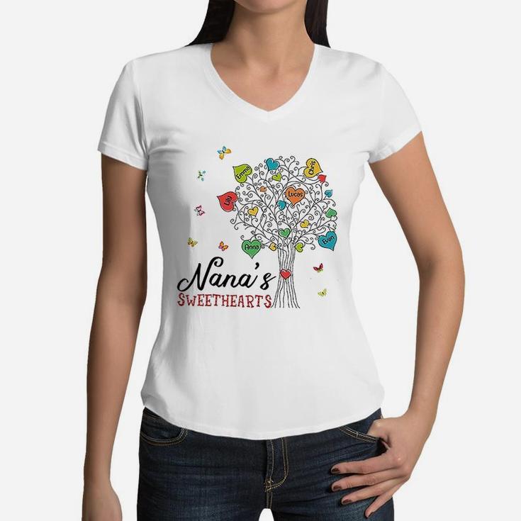 Nana Sweethearts Hearts Family Tree Women V-Neck T-Shirt