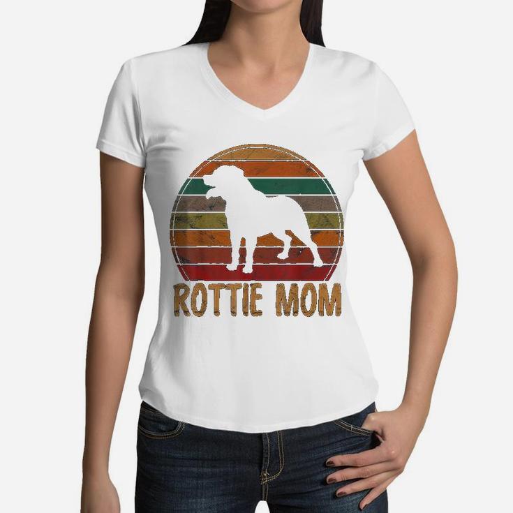 Retro Rottweiler Mom Gift Rott Dog Mother Pet Rottie Mama Women V-Neck T-Shirt