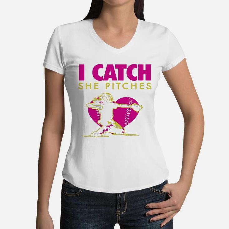 Softball Dad amp;amp; Mom Shirt - I Catch, She Pitches Black Youth B01n0p5vlh 1 Women V-Neck T-Shirt