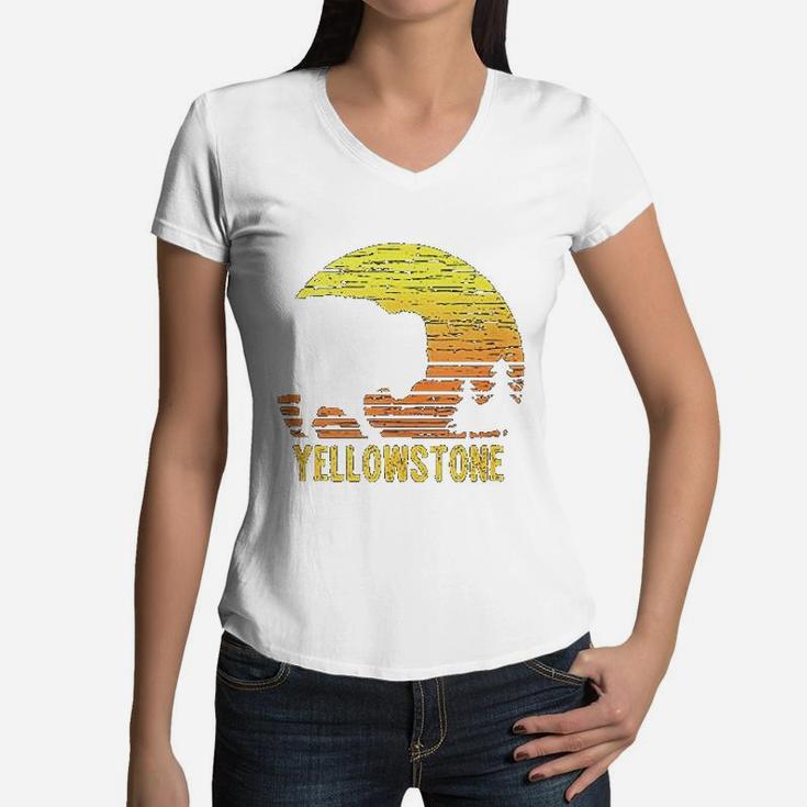 Vintage Yellowstone National Park Retro Travel Women V-Neck T-Shirt