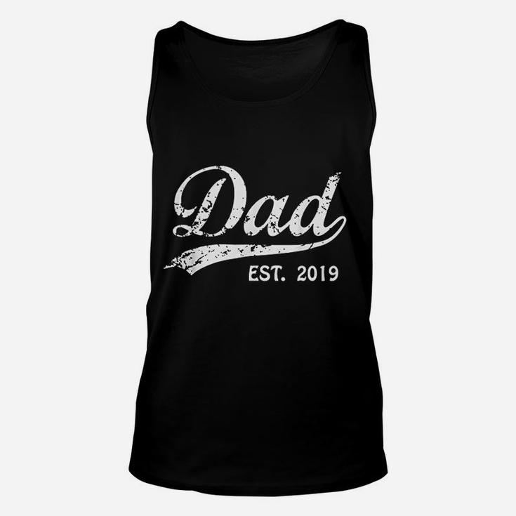 Dad Est 2019 Vintage New Dad Fathers Day Gifts Unisex Tank Top