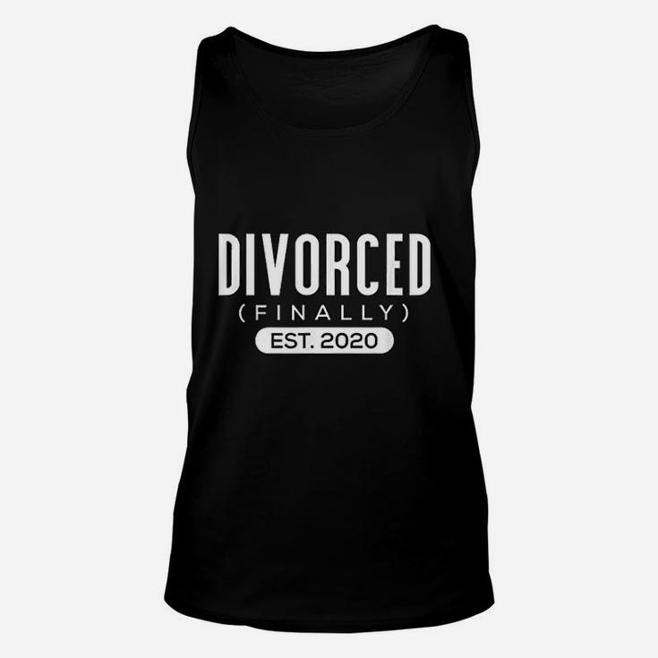Funny Divorced Est2020 Finally Divorced Divorcee Unisex Tank Top