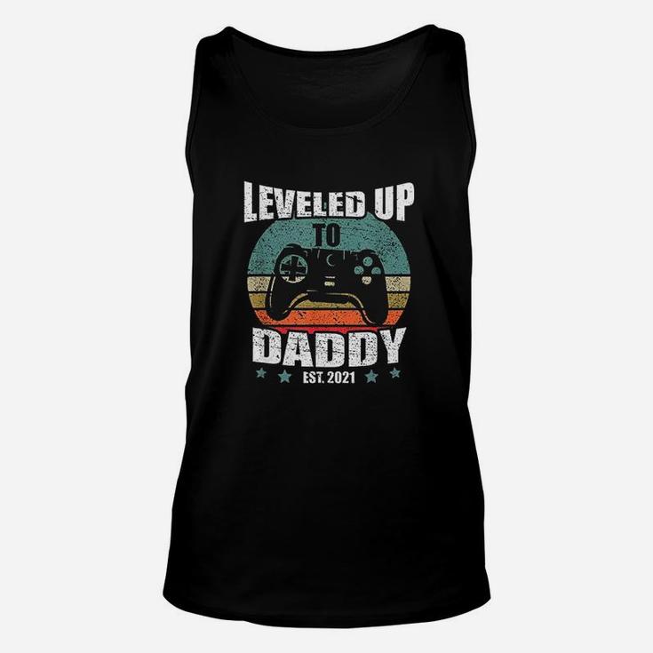 Promoted To Dad Funny Leveled Up To Daddy Est 2021 Unisex Tank Top