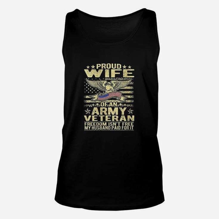 Proud Wife Of An Army Veteran Us Flag Military Spouse Gifts Unisex Tank Top