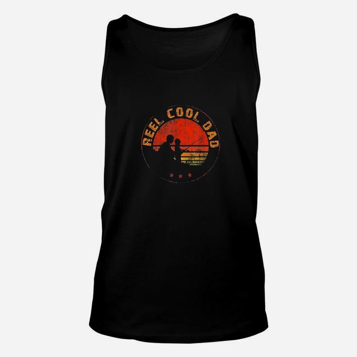 Retro Reel Cool Dad Fishing Daddy Vintage Fathers Day Gift Unisex Tank Top