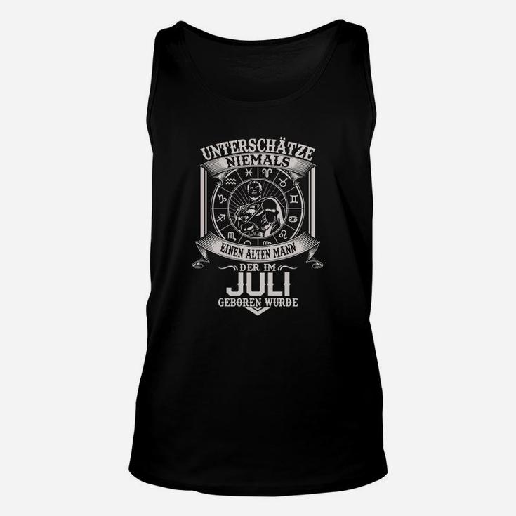 Unterschätze Nie Einen Alten Mann Juli Geburtstag Unisex TankTop, Retro Design