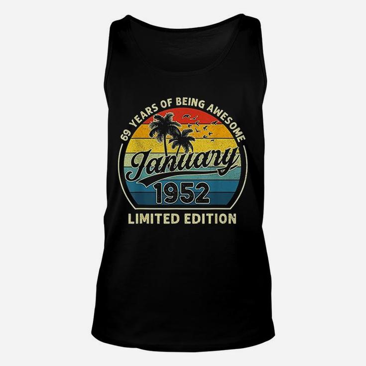 Vintage January 1952 Retro 70 Years Old 70th Birthday Gift  Unisex Tank Top
