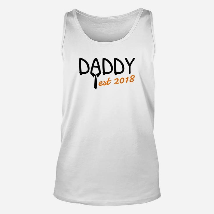 Mens Daddy Est 2018 Fun 2018 New Dad Shirt For Men Unisex Tank Top