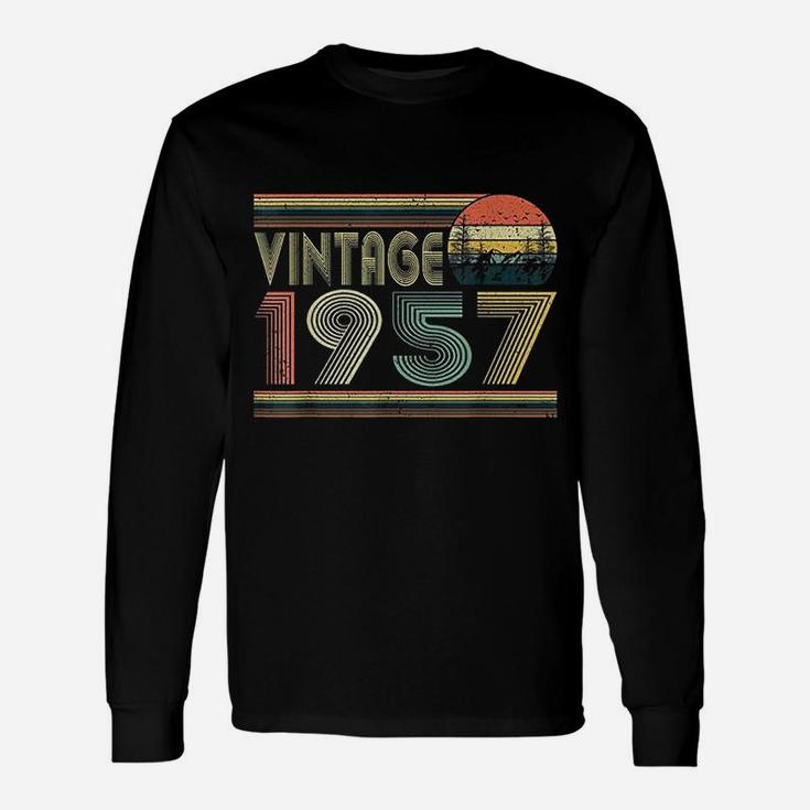 Born In 1957 Retro Vintage 65th Birthday 65 Years Old Long Sleeve T-Shirt