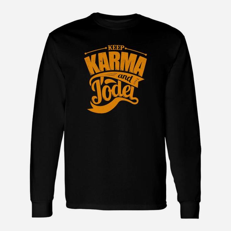 Halten Sie Karma Orange Langarmshirts