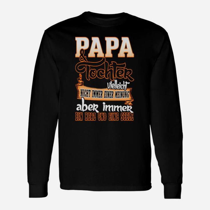 Papa und Tochter Herz an Herz Langarmshirts, Motiv mit Spruch