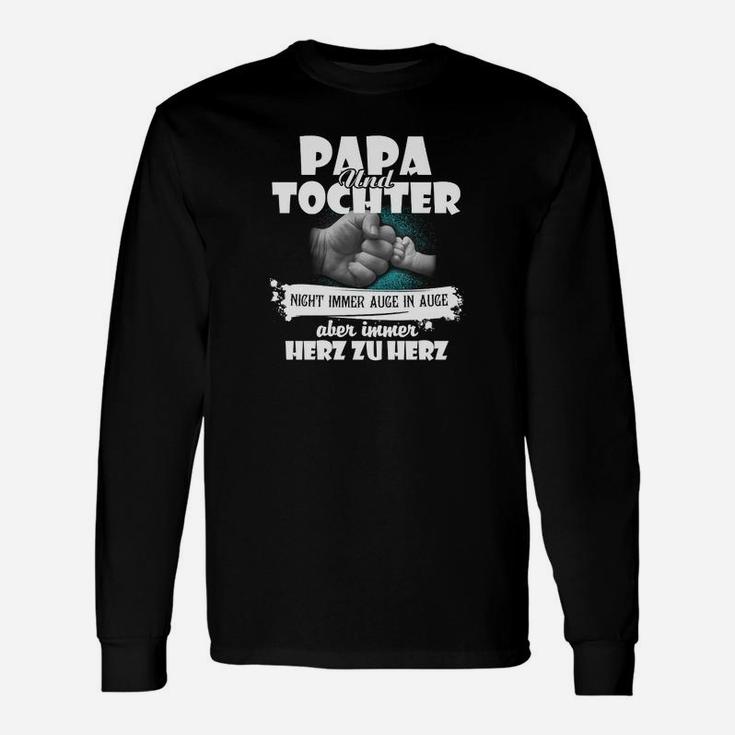 Papa und Tochter Herz-zu-Herz Langarmshirts, Familienbande Design