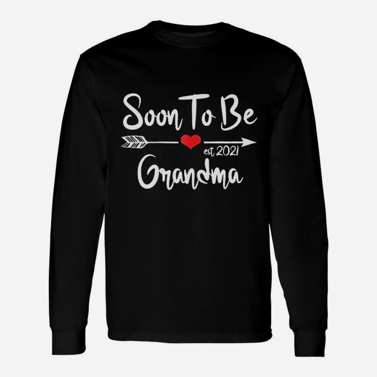 Pregnancy Announcement Soon To Be Grandma Est 2021 Long Sleeve T-Shirt