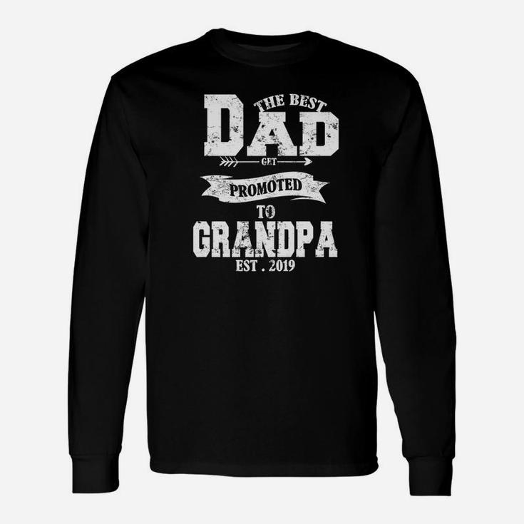 Promoted To Grandpa Est 2019 New Grandpa Fathers Day Long Sleeve T-Shirt
