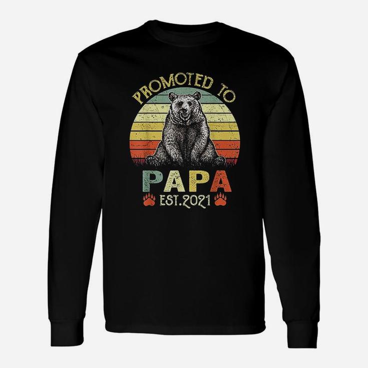 Vintage Bear Promoted To Papa Est 2021 Fathers Day Long Sleeve T-Shirt