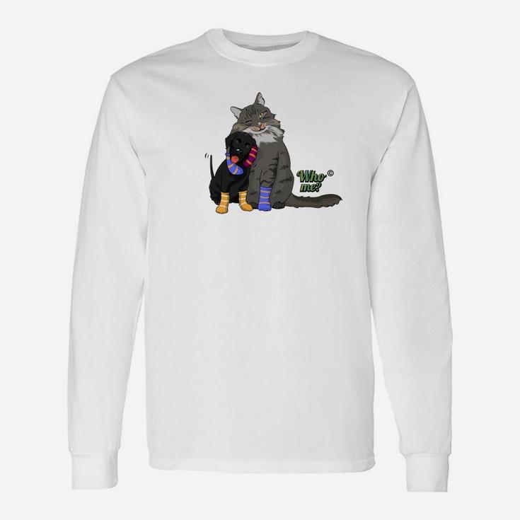 Who Doesnt Love S With A Black Puppy And Gray Cat Long Sleeve T-Shirt