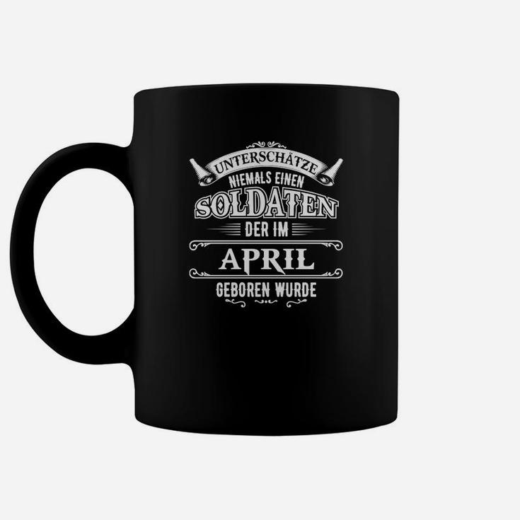 Schwarzes Tassen Unterschätze nie April-Soldaten, Geburtstags Tee