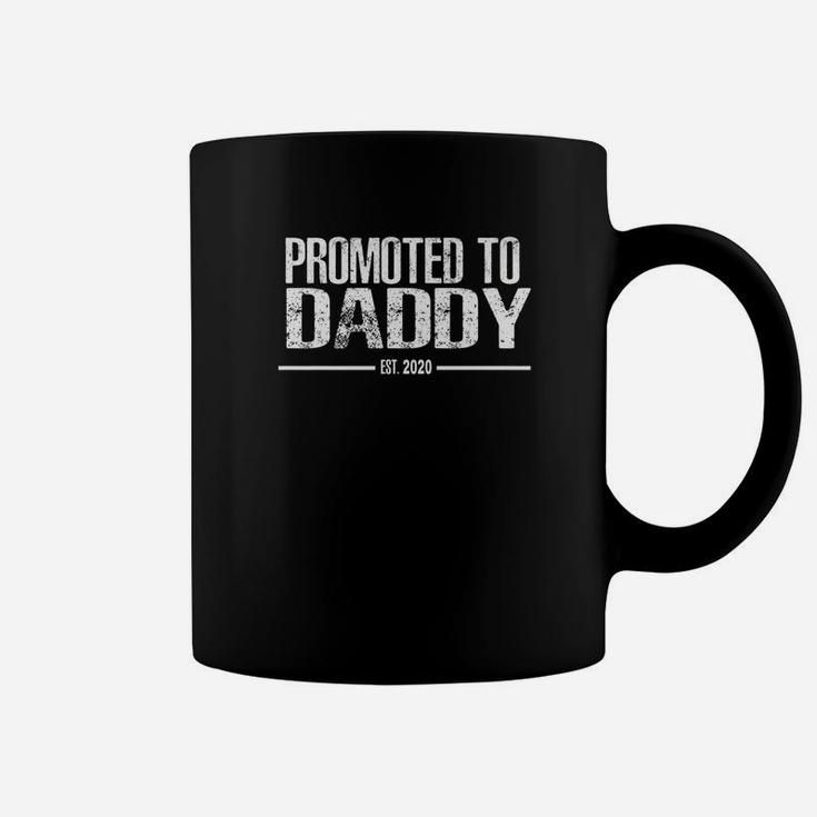 Mens Mens Promoted To Daddy Est 2020 New Dad Gift First Coffee Mug