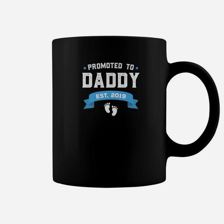 Mens Promoted To Daddy Est 2019 New Dad Gift First Daddy Coffee Mug
