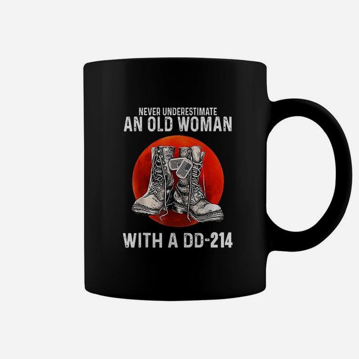 Never Underestimate An Old Woman With A Dd214 Funny Veteran Coffee Mug