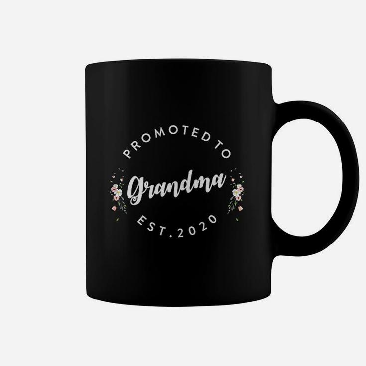 Promoted To Grandma 2020 Grandma Est 2020 Coffee Mug