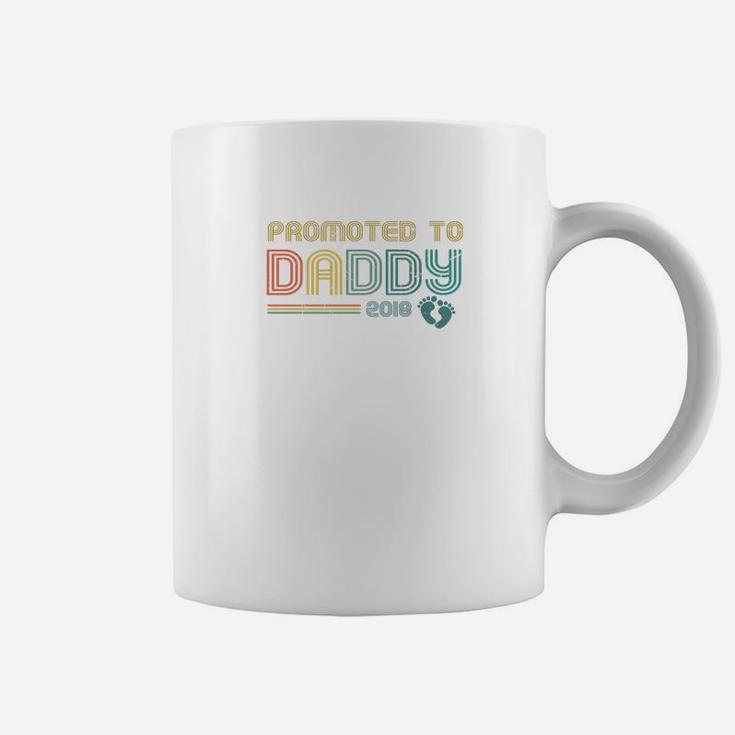 Mens Vintage Promoted To Daddy Est 2018 Gift For New Dad Coffee Mug