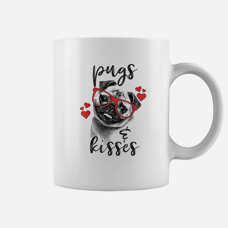 Pugs And Kisses Valentines Day Coffee Mug