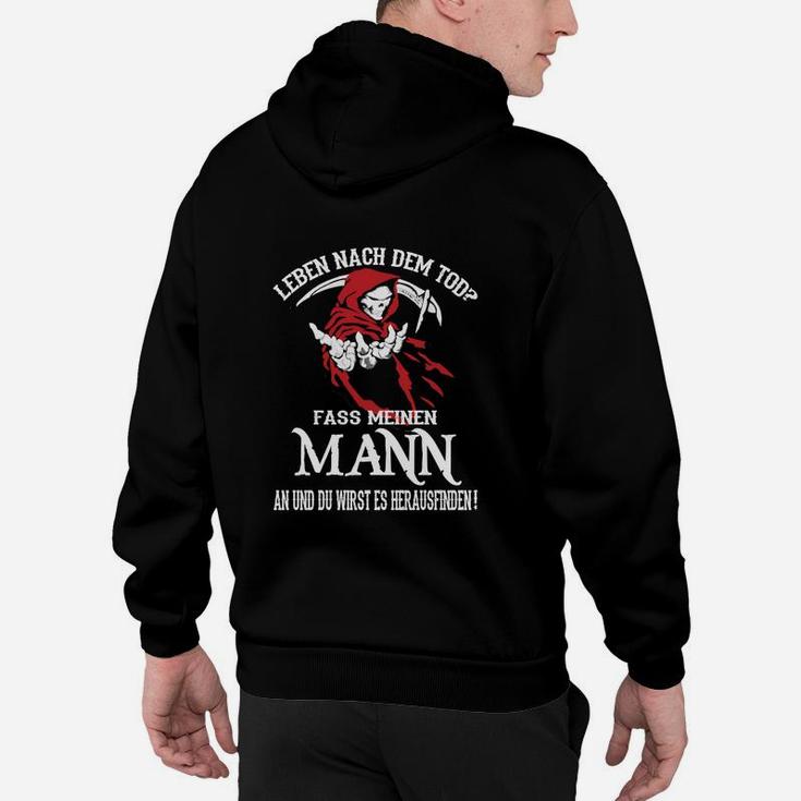 Schwarzes Männer Hoodie mit lustigem Piratenspruch und Motiv