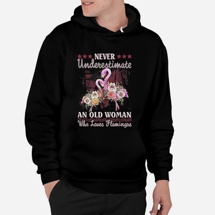 Never Underestimate An Old Woman Who Loves Flamingo Hoodie
