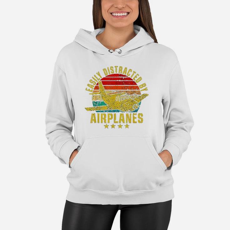 Easily Distracted By Airplanes Funny Vintage Retro Pilot Women Hoodie