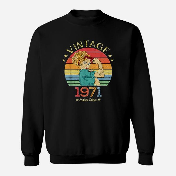 1971 Gift Vintage 1971 Gifts Born In 1971 Sweat Shirt