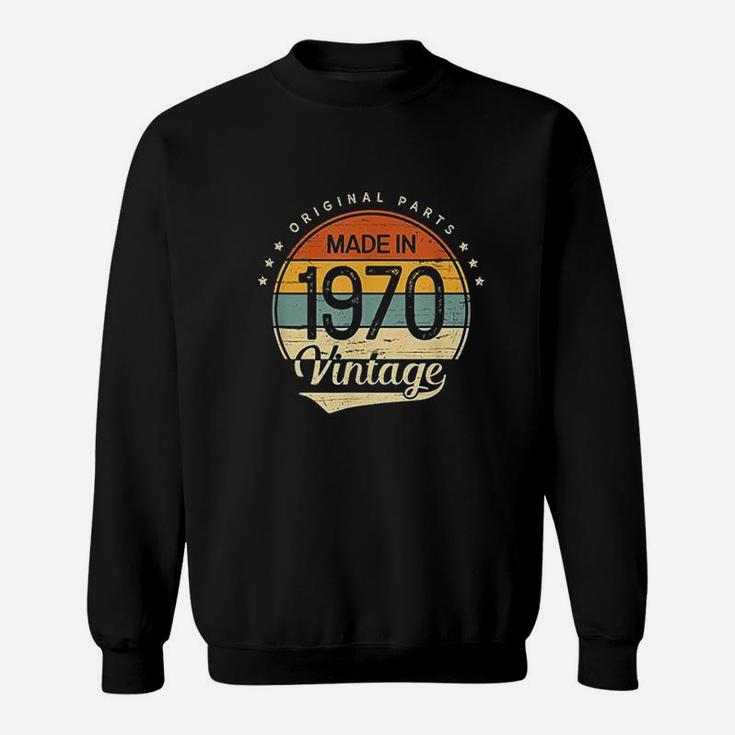 Classic Vintage 1970 Born In 1970 Retro 51st Birthday Sweat Shirt