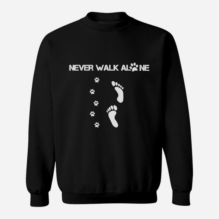 Inspirierendes Schwarzes Sweatshirt Never Walk Alone - Fußabdrücke & Pfoten-Design