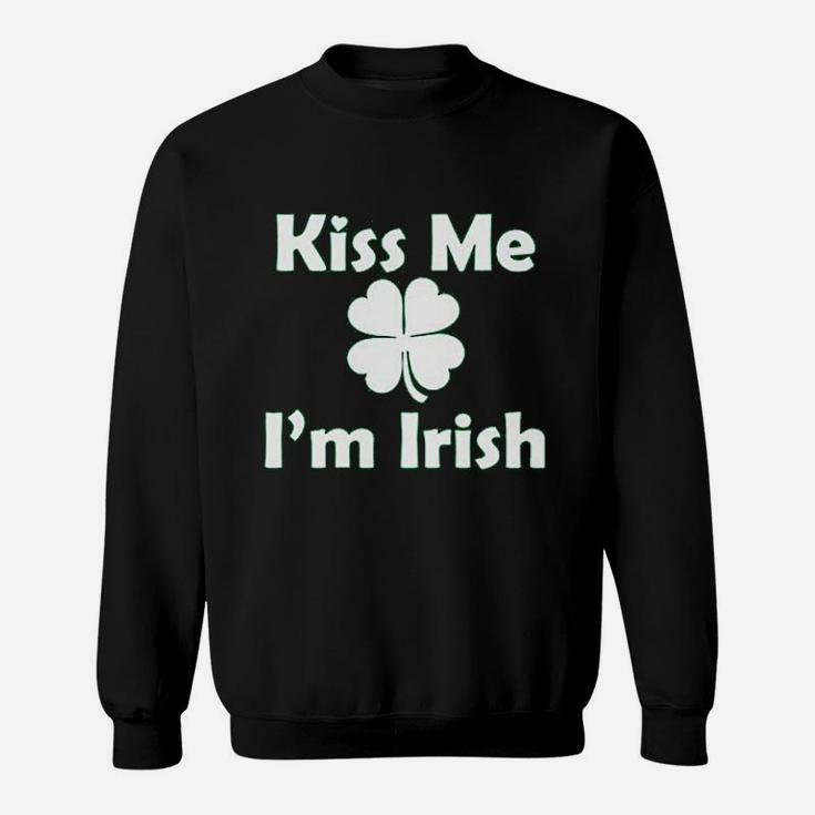 Kiss Me I Am Irish Four Leaf Beer St Patricks Day Sweat Shirt