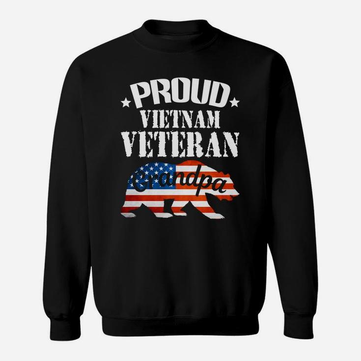 Mens Vietnam Veterans Fathers Day Proud Grandpa Bear Sweat Shirt