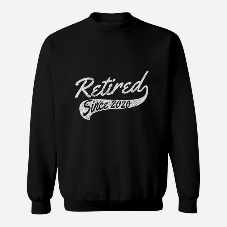 Retired Since 2020 Funny Vintage Retro Retirement Gift Sweat Shirt