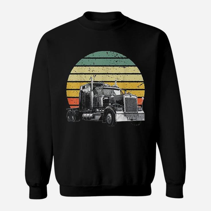 Retro Vintage Trucker Big Rig Semi-trailer Truck Driver Gift Sweat Shirt