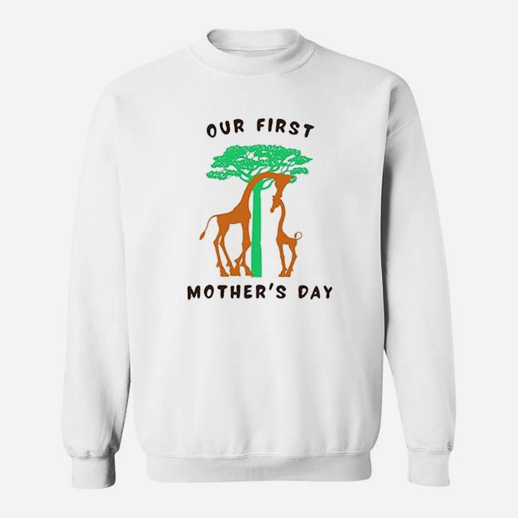 1st Mothers Day Tree Giraffe Animal Lover First Mothers Day Sweat Shirt