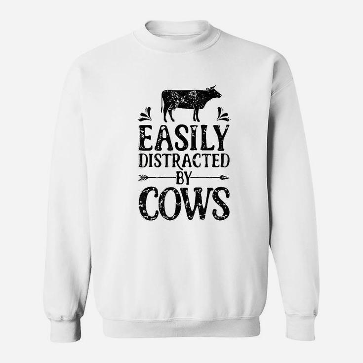 Easily Distracted By Cows Cow Men Women Gifts Farmer Sweat Shirt
