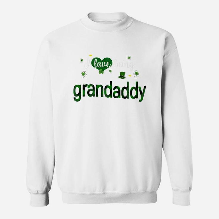 St Patricks Day Cute Shamrock I Love Being Grandaddy Heart Family Gifts Sweat Shirt