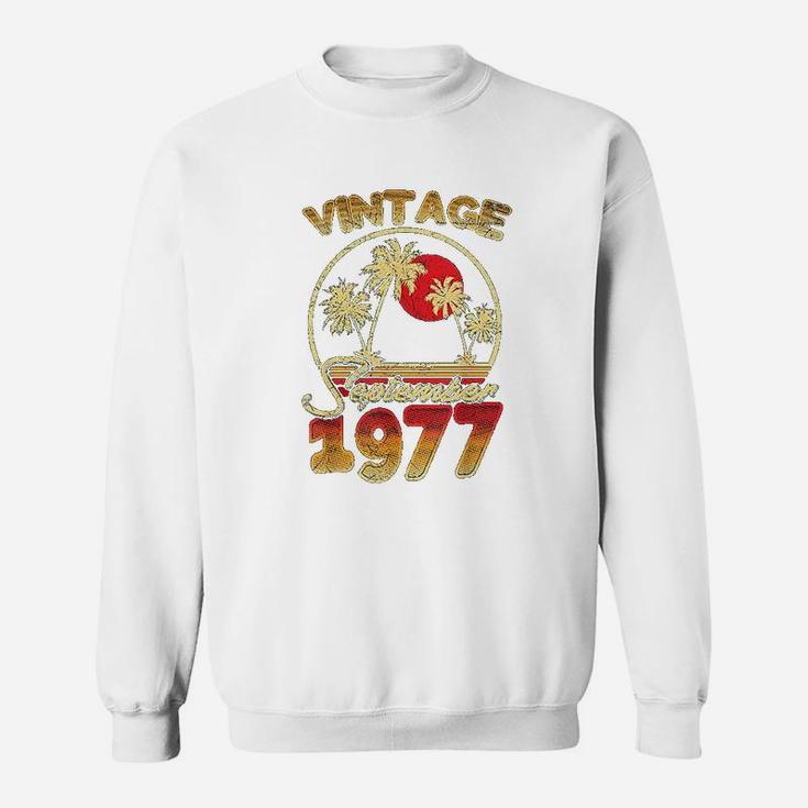 Vintage Sept 1977 Vacation Gift Sweat Shirt