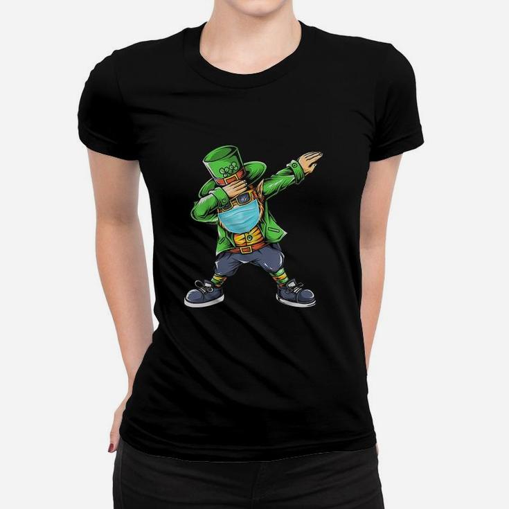 Dabbing St Patrick Day Bearded Man In Glasses And Hat Ladies Tee