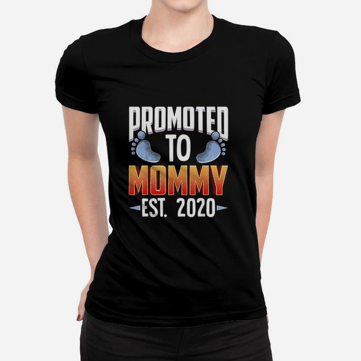 Promoted To Mother Est 2020 New Mommy Ladies Tee