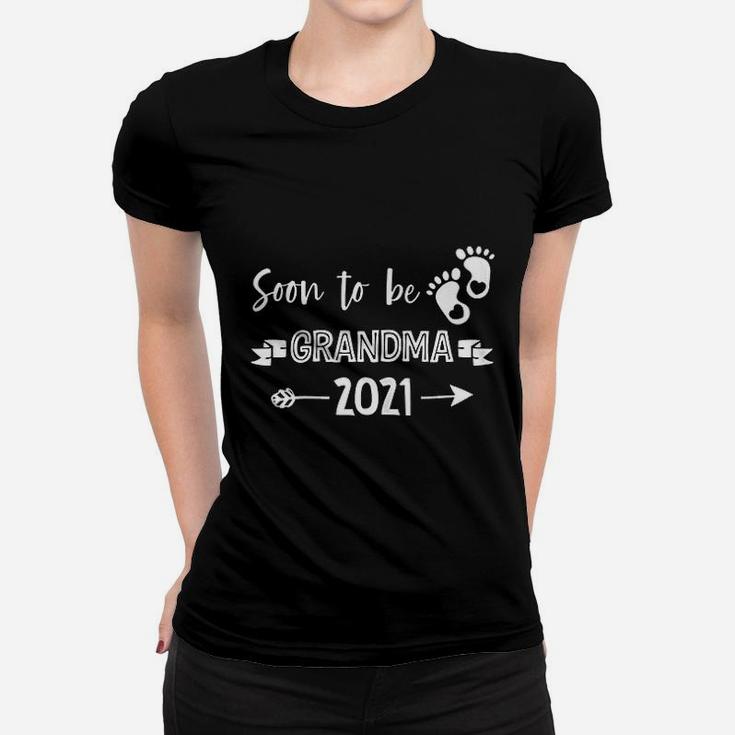 Soon To Be Grandma 2021 Gift For Pregnancy Announcement Ladies Tee