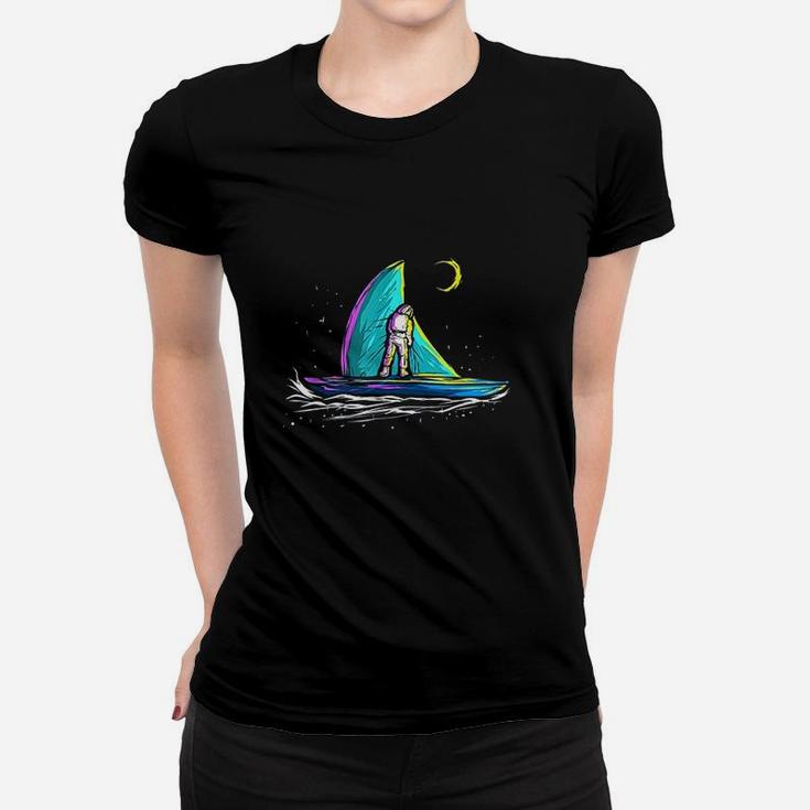 Space Astronaut Sail Boat Gift For Skipper Sailing Captain Women T-shirt