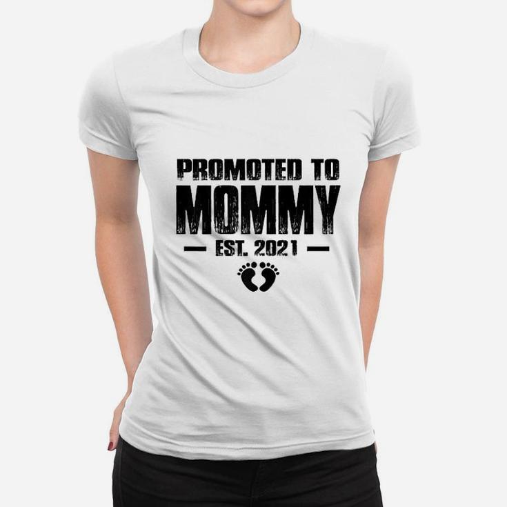 Promoted To Mommy Est 2021 Best Mothers Gifts New Mom Ladies Tee
