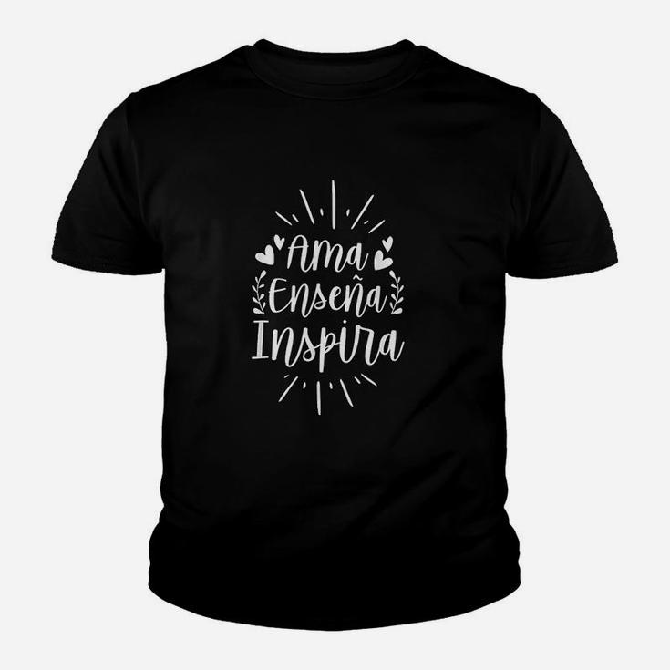 Ama Ensena Inspira Love Teach Inspire Spanish Teacher Kid T-Shirt
